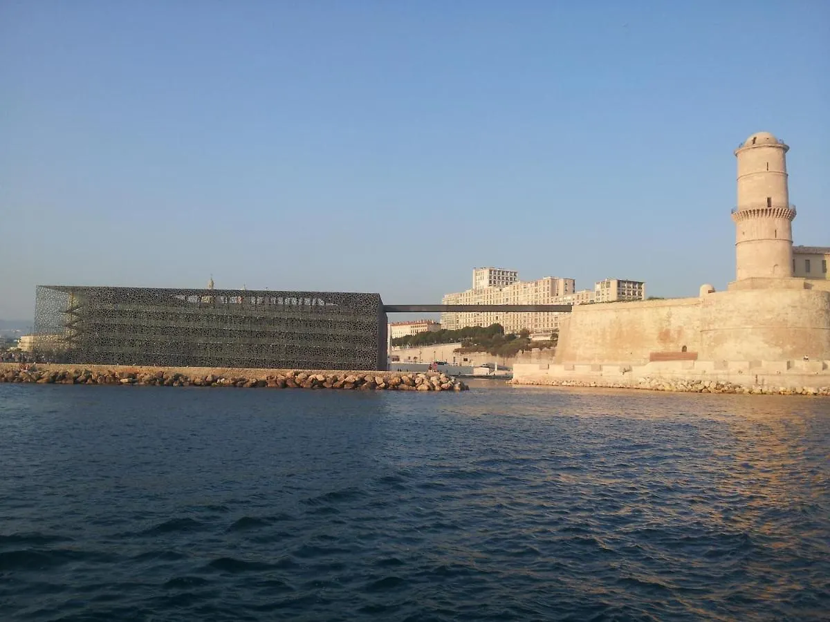 Maison Jardin Grande Piscine , Sortie Bateau Possible Marseille 0*,  Franciaország